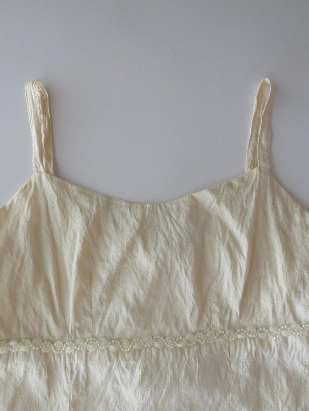 Vintage Italian Ivory Silk Dupioni Silk Midi Dress with Pearl & Cream Ribbon Ros